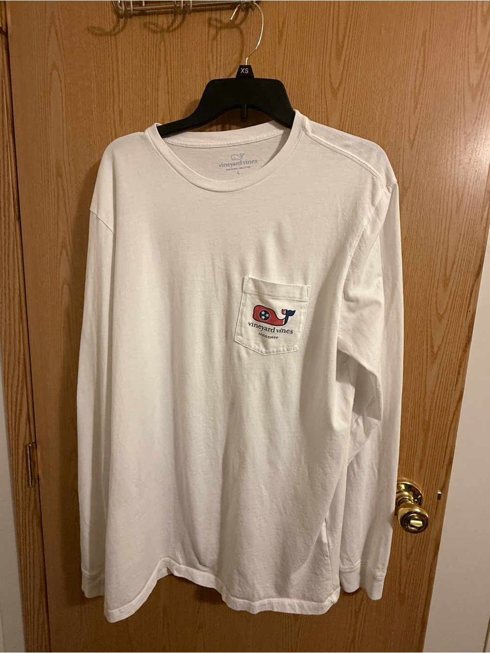 Vineyard Vines White Tennessee Long-Sleeve Pocket Tee with Whale Patch